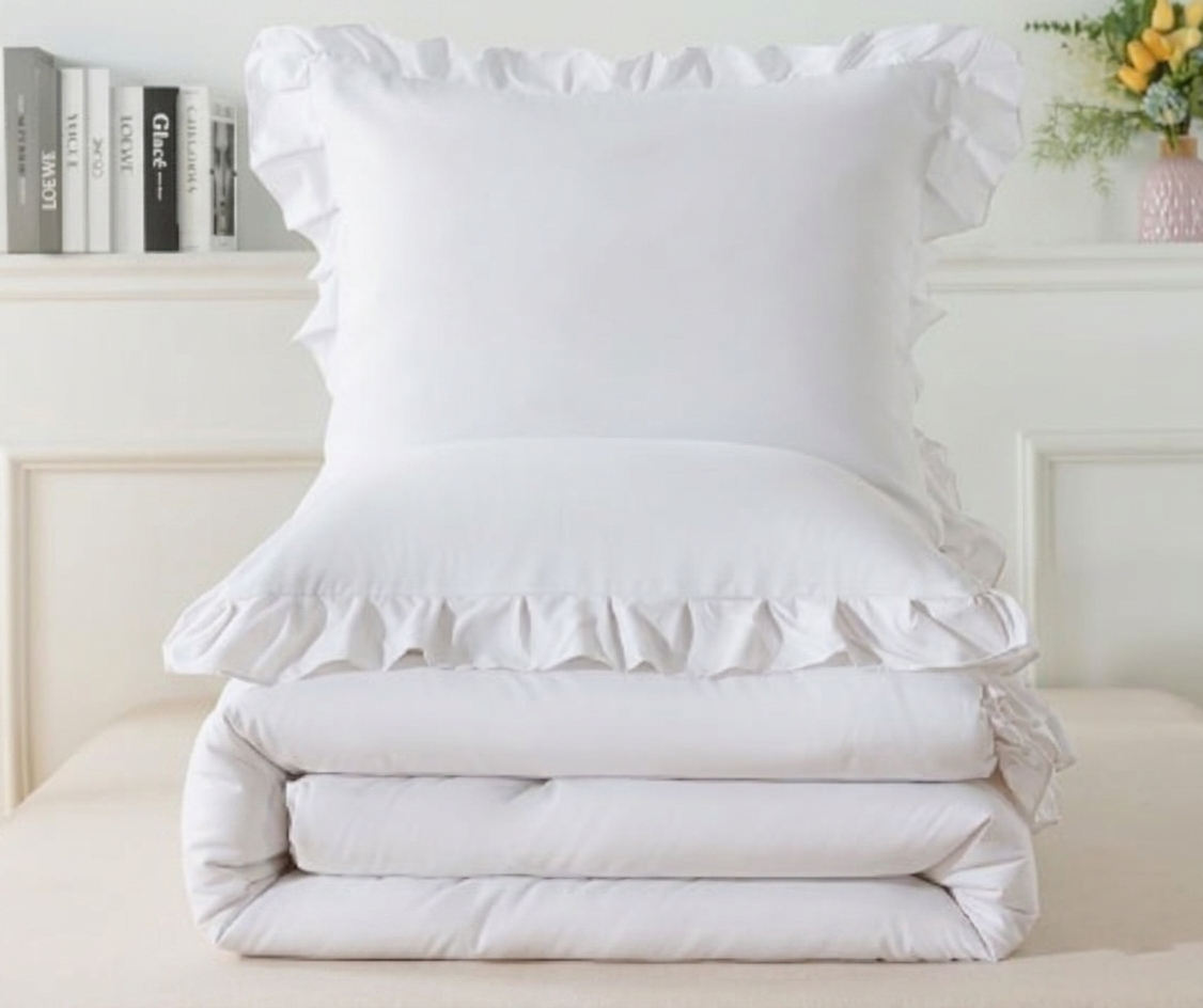 Lightweight Summer Quilt - Ruffled Design